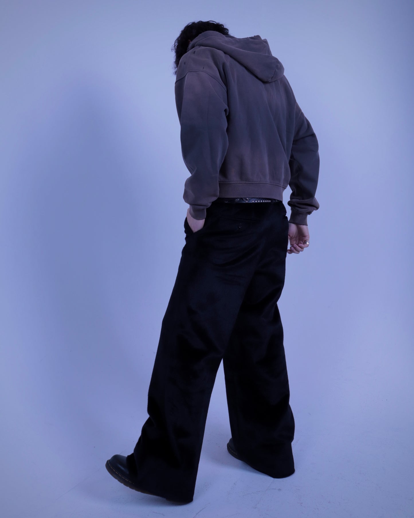 "DUSK" ZIP UP back view, Helvet Newyork.